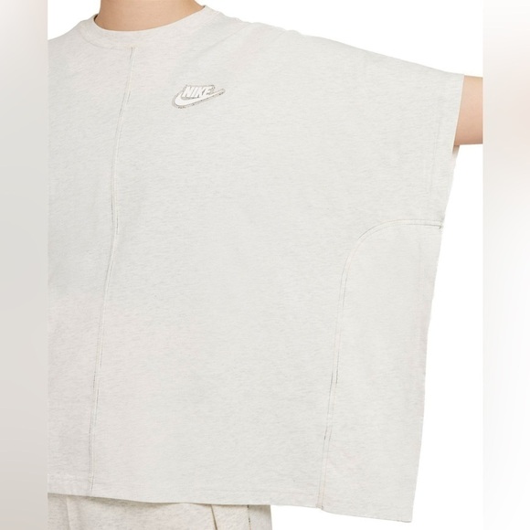 Nike Earth Day Short Sleeve Rainbow Selvedge Dolman T-Shirt - Picture 1 of 13